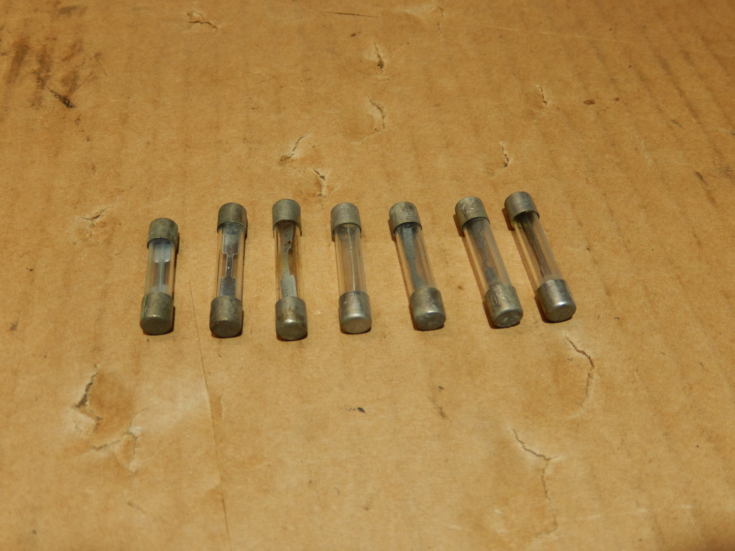 Datsun 240Z Fuse Box Wire Harness with Clips