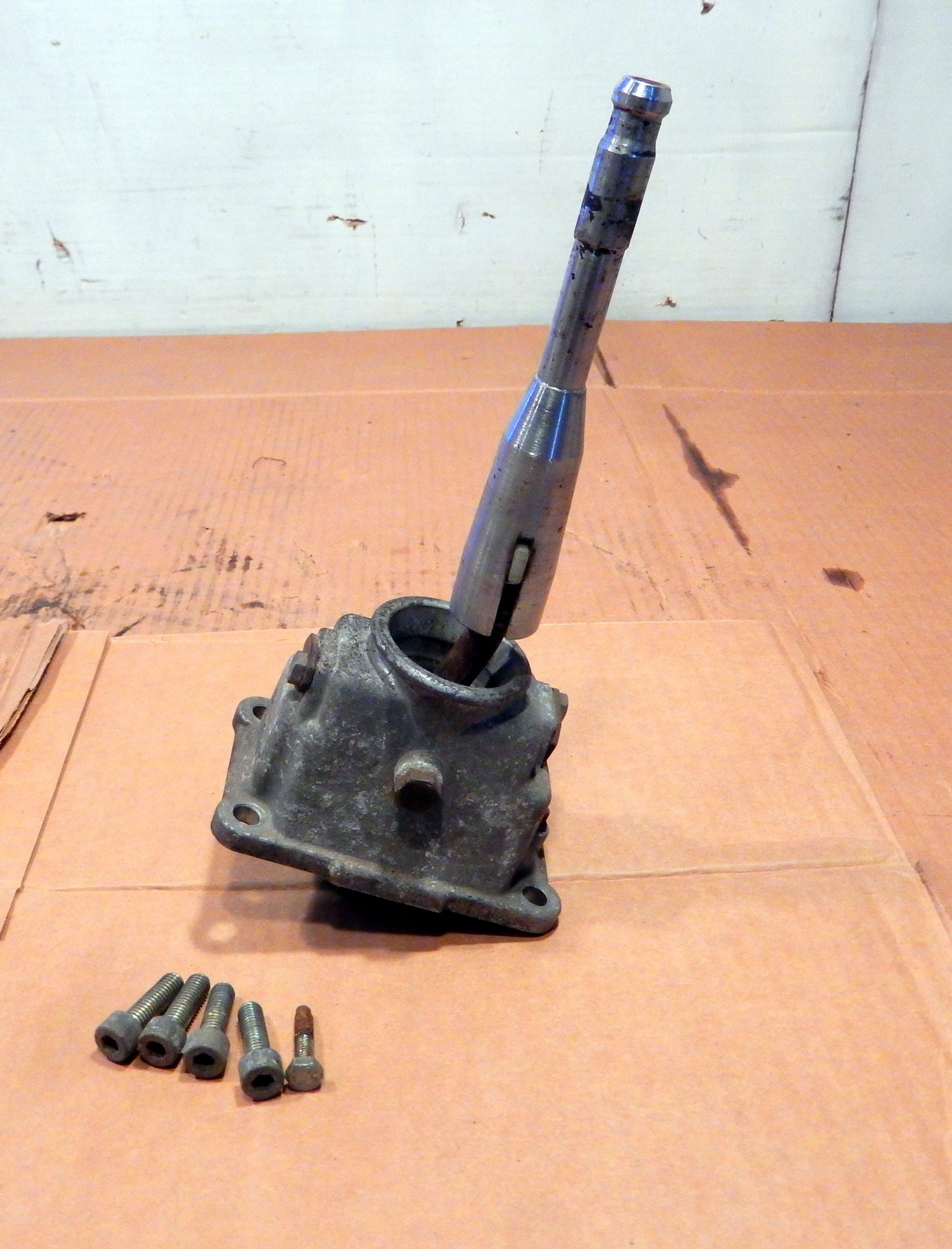 Maserati Biturbo 1984-1987 5-Speed Manual Transmission Shift Mechanism