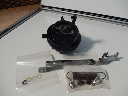 Datsun 280ZX Climate System Blower Vacuum Pod