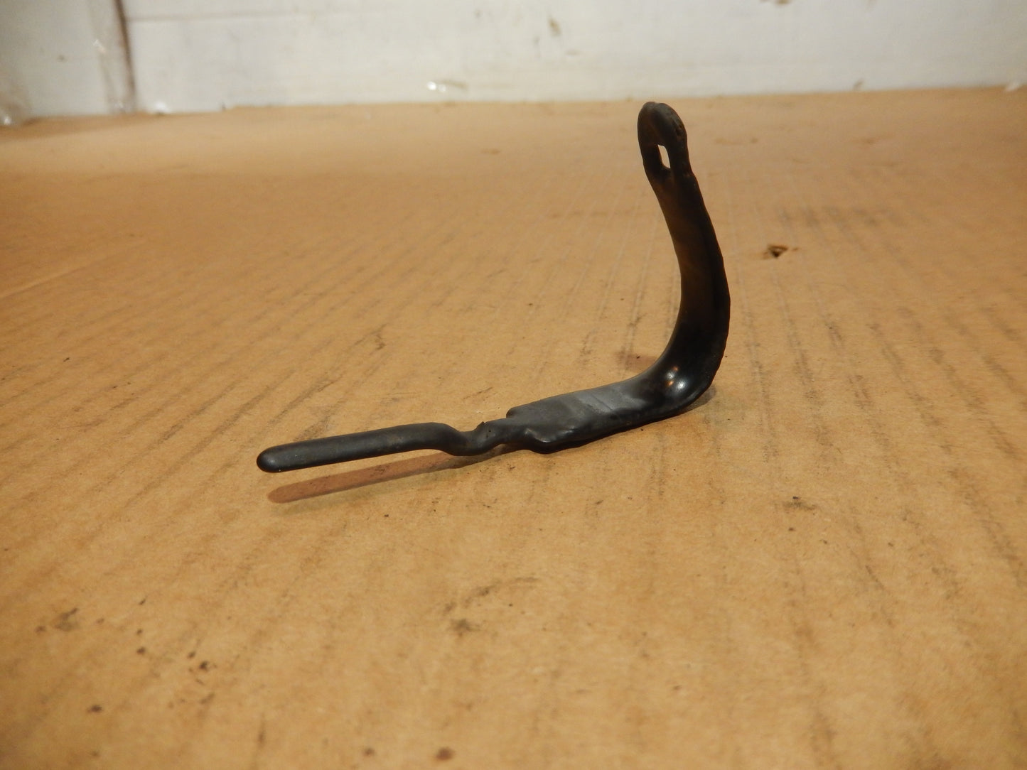 Datsun 240Z-260Z Wire + Hose Flexible Guide