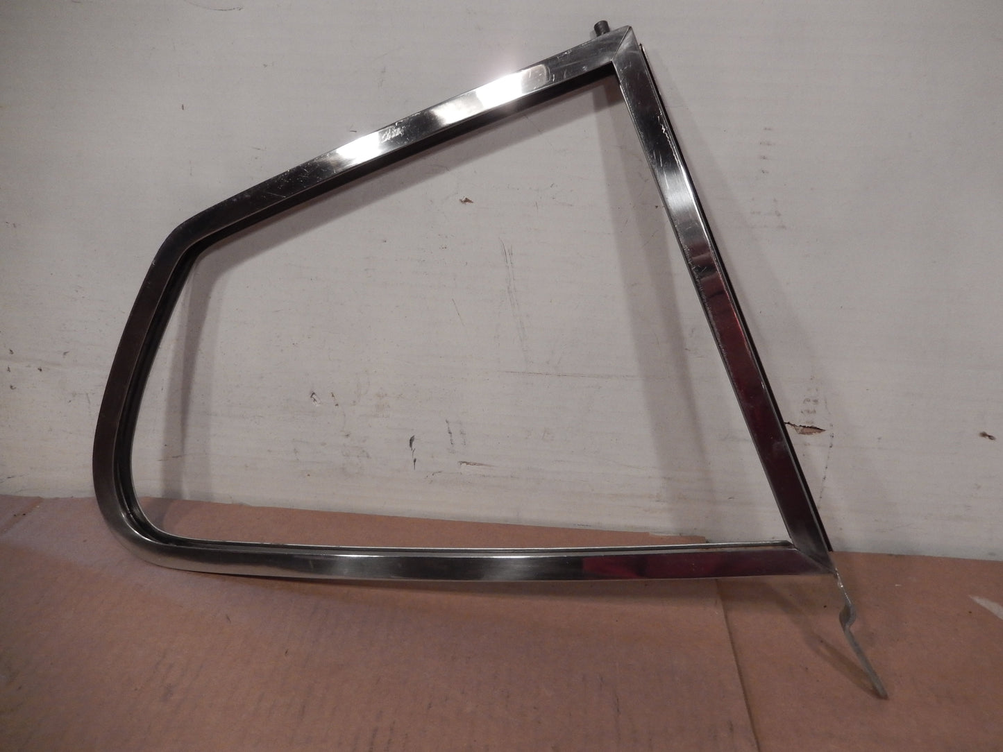 Datsun 260Z 280Z 2 + 2 Rear Passengers Side Quarter Window Frame