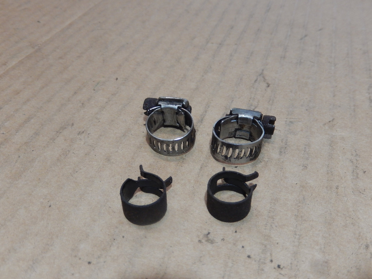 Datsun 240Z-260Z Fuel Rail Hose Clamps