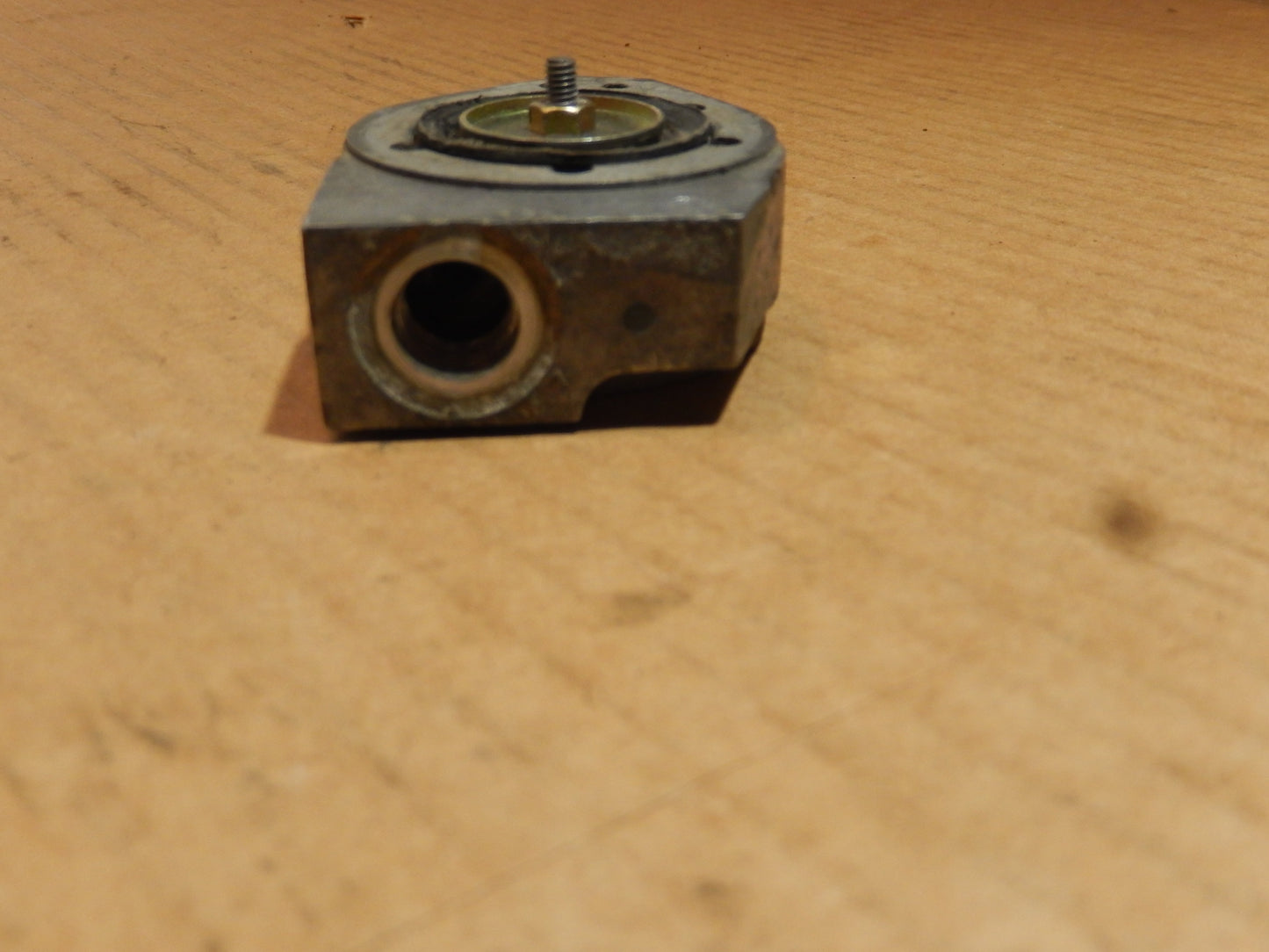Datsun 280Z Throttle Body Air Temp Sensor Valve Block