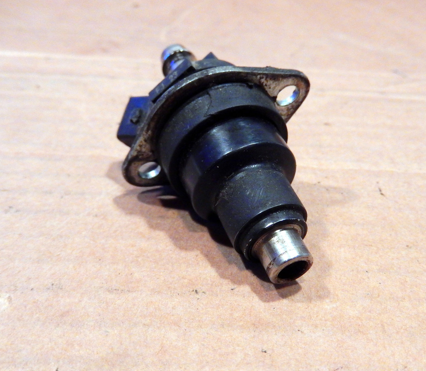 Datsun 280ZX Turbo Fuel Injector