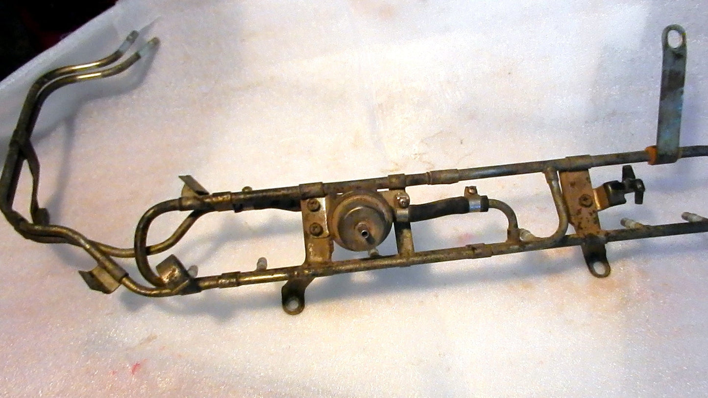 Datsun 280ZX Turbo Fuel Line