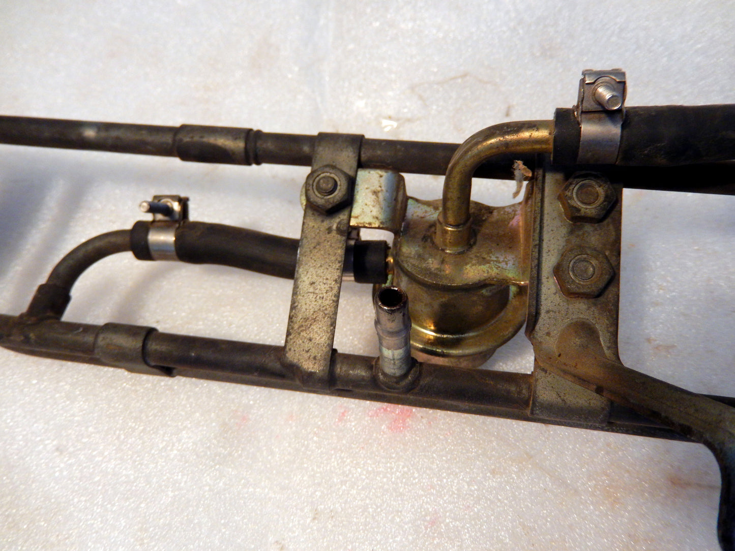 Datsun 280ZX Turbo Fuel Line