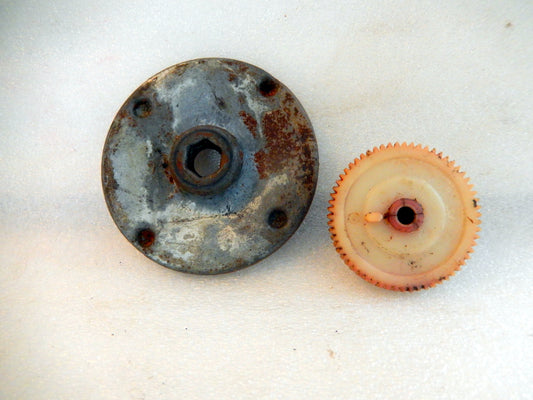 Datsun 280Z - 280ZX H-80 Antenna Drive Gear, Clutch and Clutch Plate
