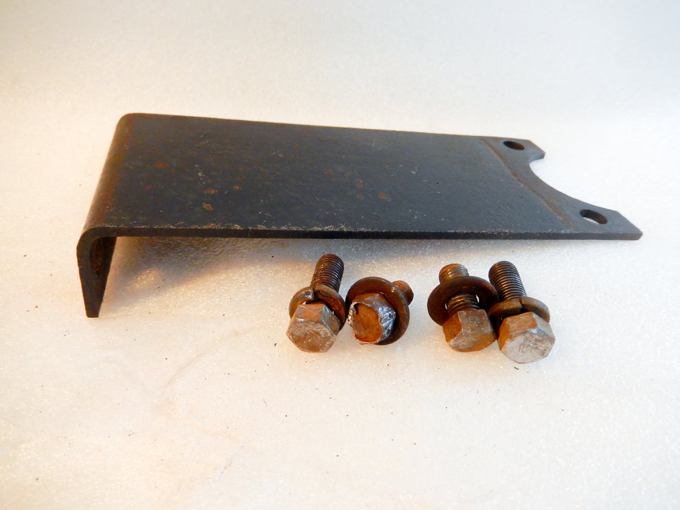 Datsun 240Z Rear Suspension Differential Mount Bracket – Joeyz Datsun