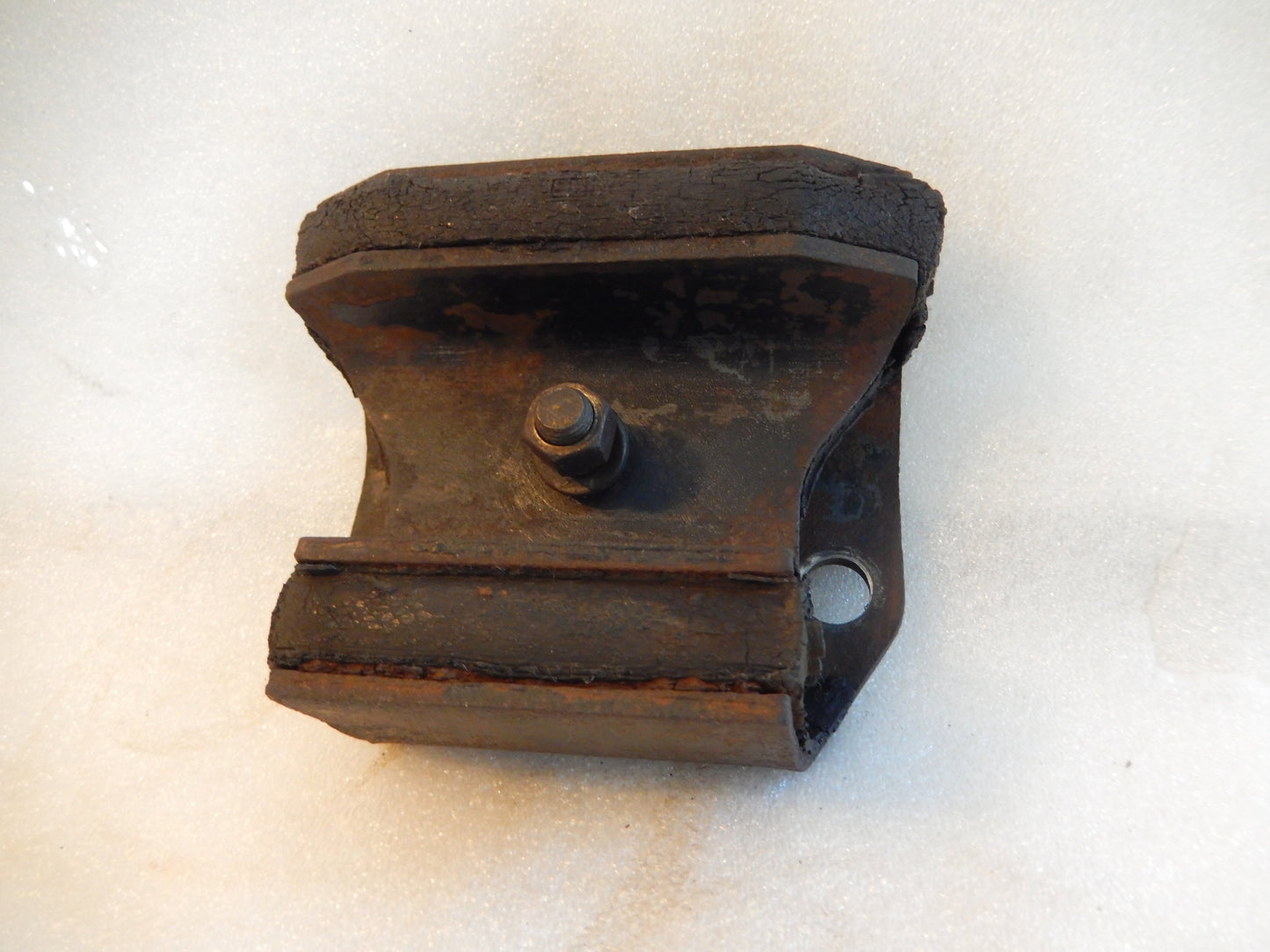 Datsun 240Z Rear Differential Mount