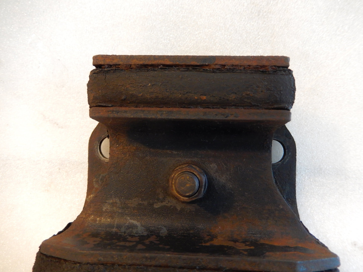 Datsun 240Z Rear Differential Mount